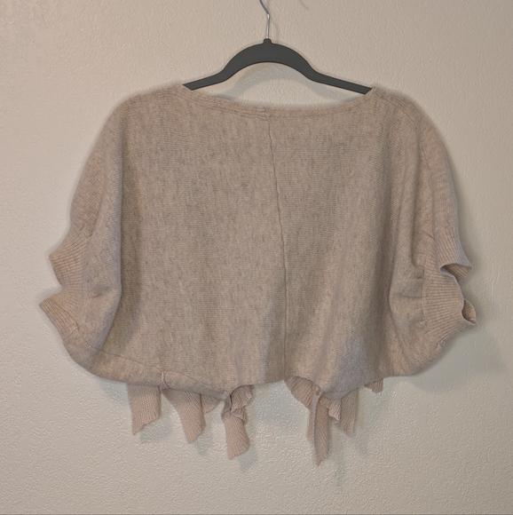 Anthropologie Moth Women's Ruffled Shrug - Cream - Picture 2 of 5
